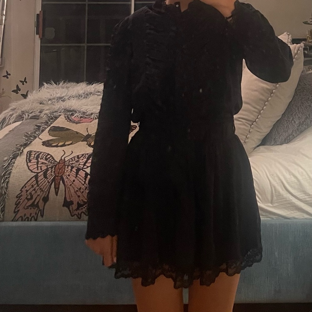 Elegant Black Lace Dress